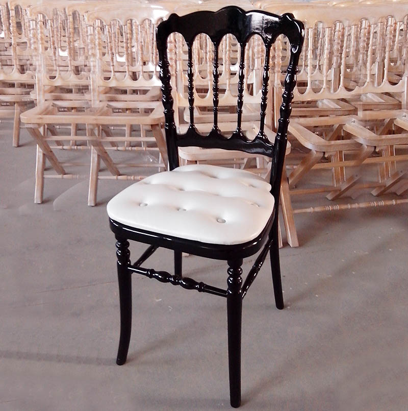 Black Classic Style Wooden Napoleon Chair for Events and Banquets SL-W1906BWNC