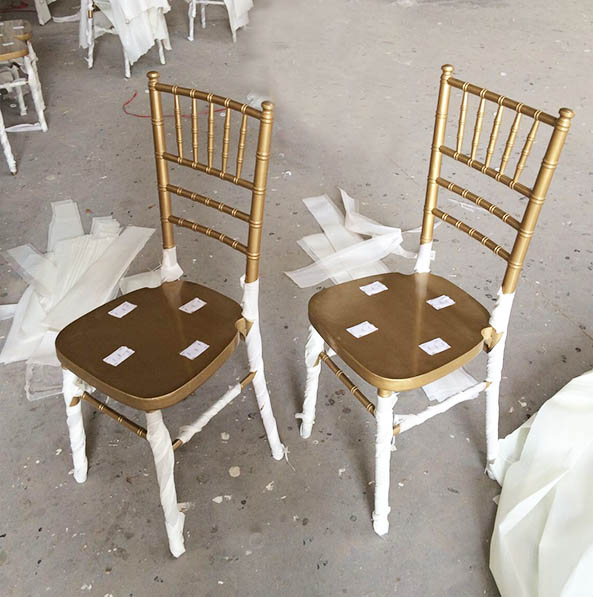 UK Style Gold Wooden Chiavari Chair for Event and Wedding Hire SL-W1862KWCC