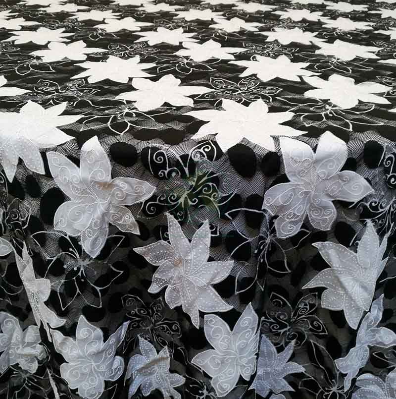 High Quanlity Fancy Table Cover with Embroidered Flowers SL-2030FTCF