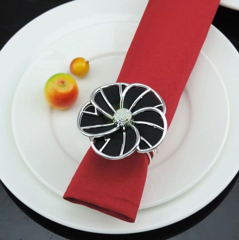 Napkin Ring for Family Dinners, Holidays, Weddings, Indoor or Outdoor Parties or Everyday Use SL-M2062NRIO