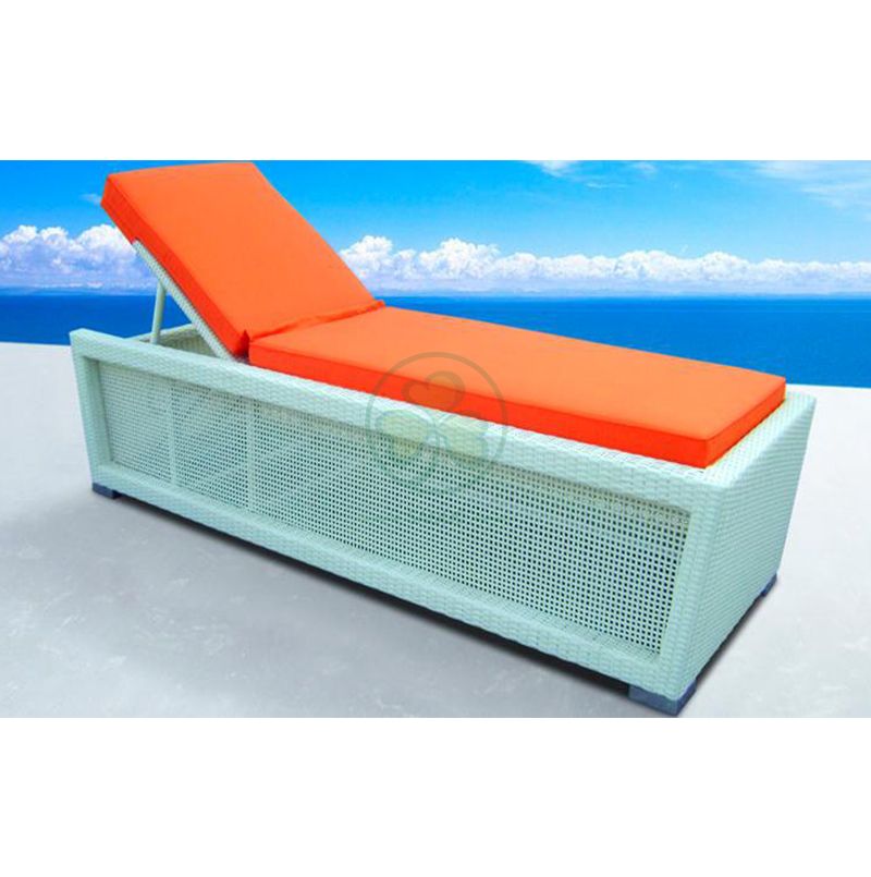 Popular Durable Outdoor Furniture Rattan Sun Lounger Sun Bed Lounger For Beach Or Hotel  SL-WR2183ORLC