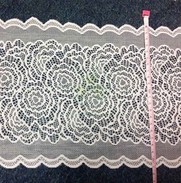 Cheap Popular Polyester Lace Table Runner for Wedding Decoration  SL-F1984PLTR