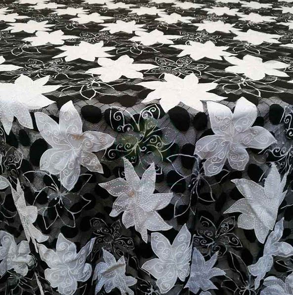 High Quanlity Fancy Table Cover with Embroidered Flowers SL-2030FTCF