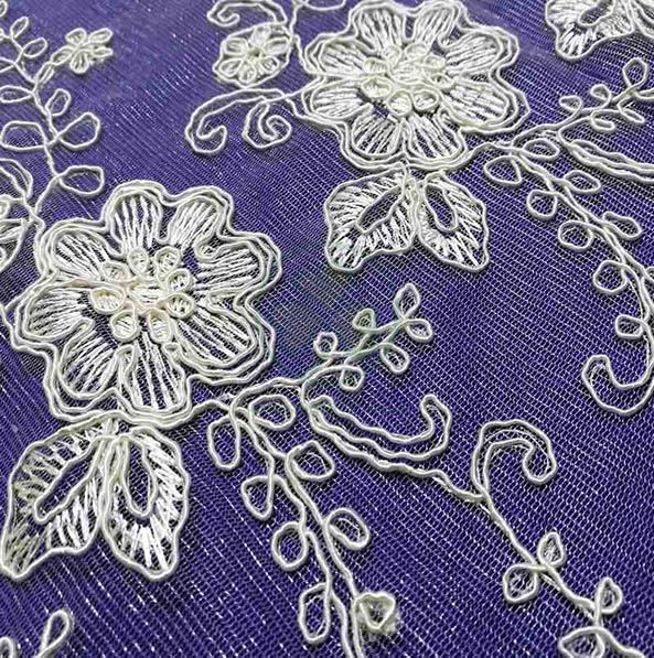 High Quanlity Fancy Table Cover with Embroidered Flowers SL-2030FTCF