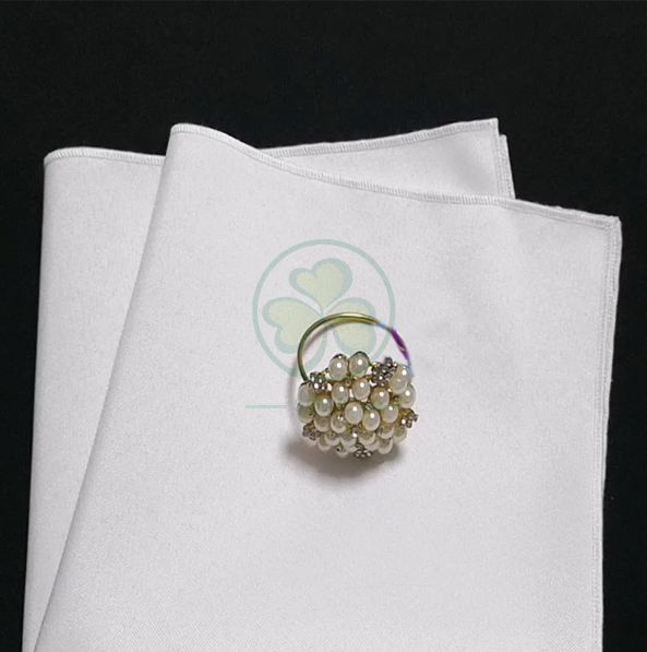 Wholesale Soft Premium Quality Cotton Dinner Napkins White Cloth Napkins Durable Hotel Quality Pre-washed  SL-F2054QCCN