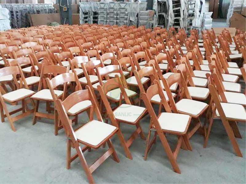 Factory Wholesale Wooden Folding Chair for Various Indoor of Outdoor Ceremonies SL-W1868WWFC