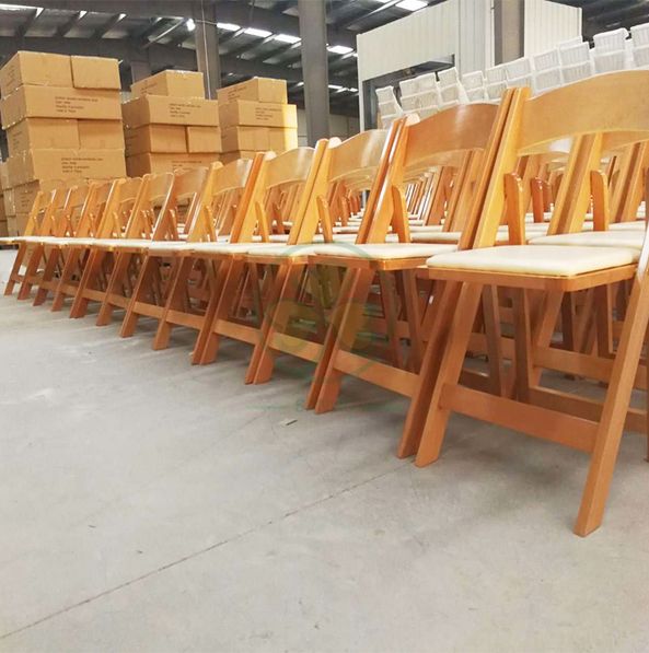 Factory Wholesale Wooden Folding Chair for Various Indoor of Outdoor Ceremonies SL-W1868WWFC