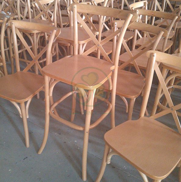 Factory Wholesale Wooden Crossback Barstools for Various Outdoor Events  SL-W1914WCBB