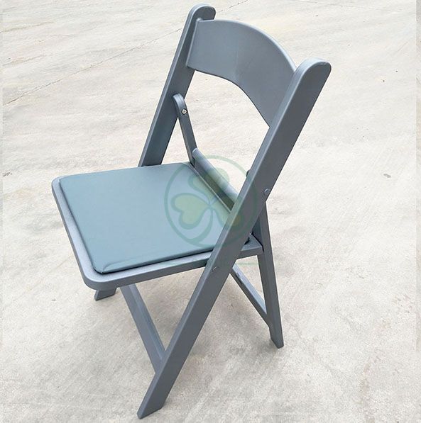 White Resin Folding Chair for Outdoor or Indoor Bride and Groom Wedding Ceremony SL-R1999WRFC