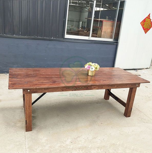 Wholesale Solid Pine Wood Farm Table Rustic Farmhouse Dining Table SL-T2101WFHT