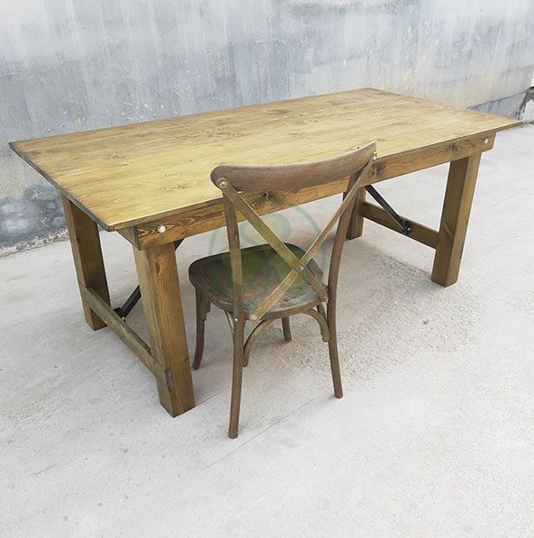 Wholesale Solid Pine Wood Farm Table Rustic Farmhouse Dining Table SL-T2101WFHT