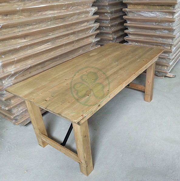 Wholesale Solid Pine Wood Farm Table Rustic Farmhouse Dining Table SL-T2101WFHT