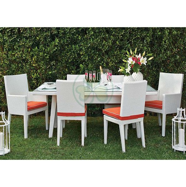 Factory Wholesale Garden Patio Furniture Restaurant Furniture Rattan Square Table Dining Set SL-WR2185RGPF