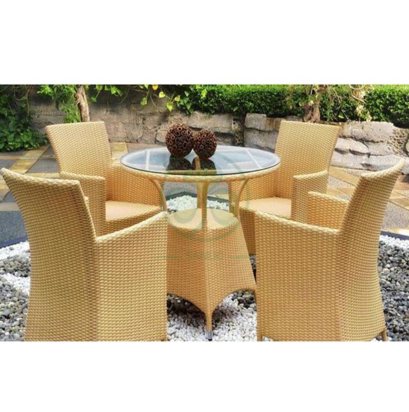 Factory Wholesale Garden Patio Furniture Restaurant Furniture Rattan Square Table Dining Set SL-WR2185RGPF